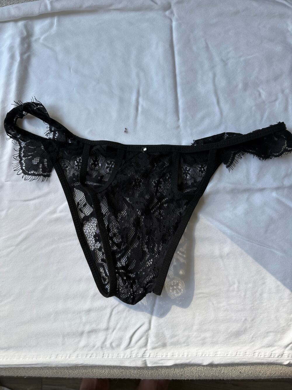 NWOT Vintage Satin Thong – Black Multi Print – Size Medium
